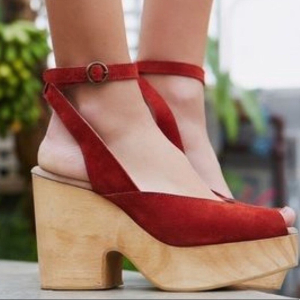 Free People Suede Clogs - Size 38 (8.5 US)